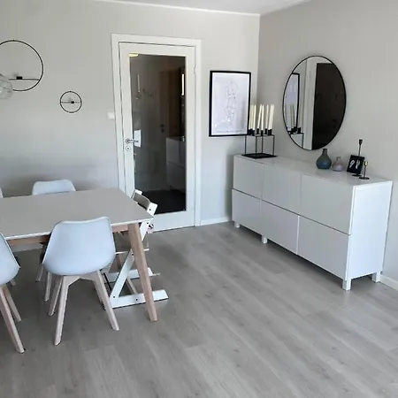 Moderne Toppleilighet *